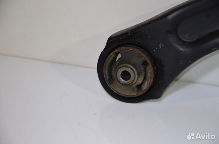 Рычаг передний правый Kia Sportage 4 QL 2.0 crdi