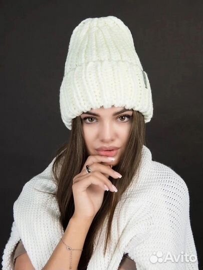 Шапка женская вязаная