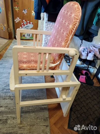 Стол для кормления и игр с 6 месяцев до 6 лет