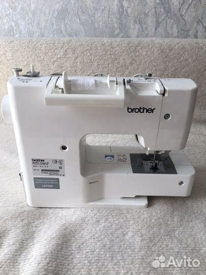 Швейная машина Brother Classic 30