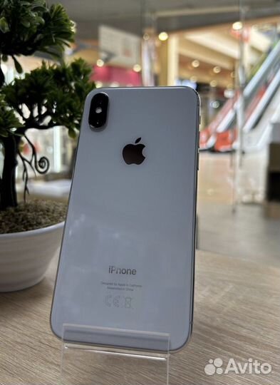 Телефон iPhone