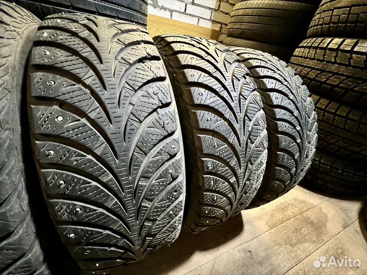 Sava Eskimo Stud 185/60 R15