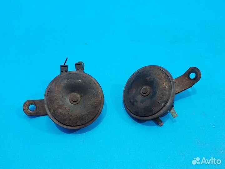 Звуковой сигнал (пара) Nissan Juke (F15) 2011-2019