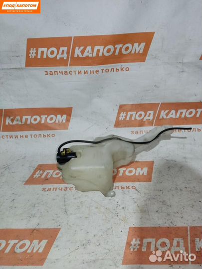 Бачок омывателя передний Honda Civic 8