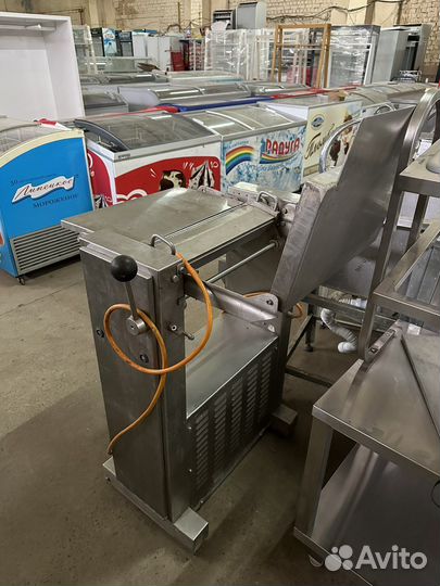 Шкуросъемная машина maja FEM 436