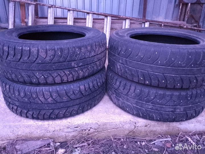 Bridgestone Ice Cruiser 7000 195/65 R15 91