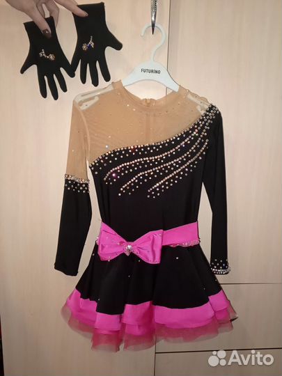 Костюм для фигурного катания 128