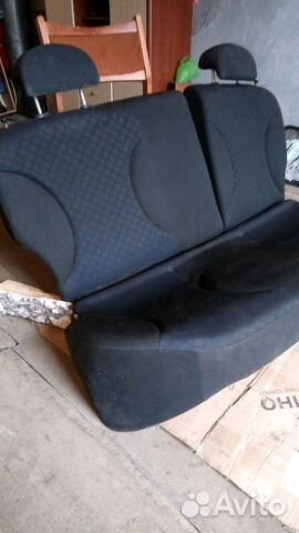 Продам заднее сиденье на Тойоту