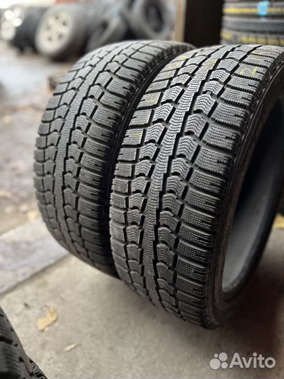Pirelli Winter Ice Control 215/45 R17