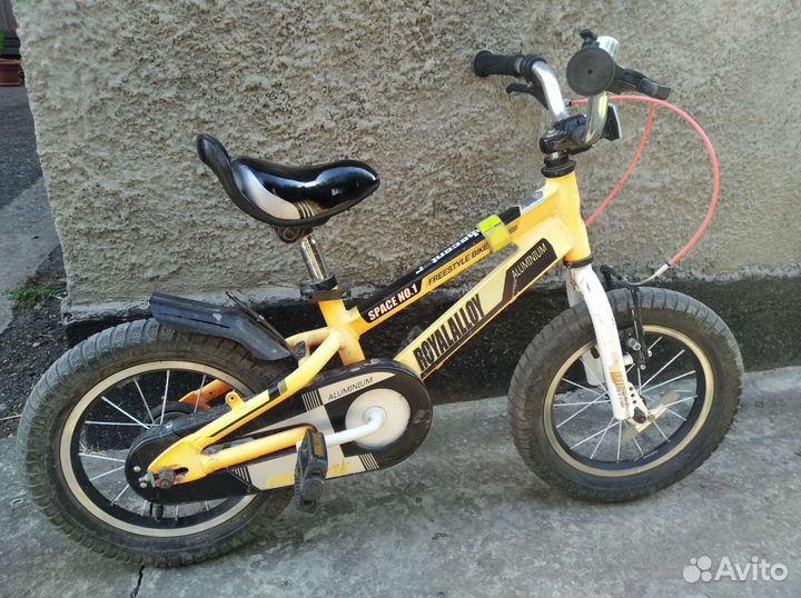 Детский велосипед с алюминиевой рамой