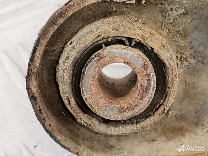 Рычаг задний левый Ford Focus 1998