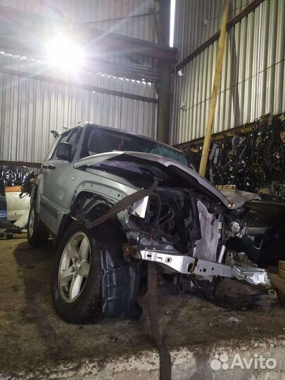 Jeep cherokee по запчастям дв.3.7