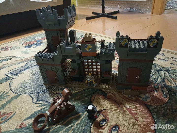 Лего дупло замок