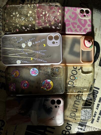 Чехлы на телефон iPhone 11