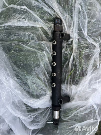 Топливная рампа Toyota Land Cruiser Prado 150