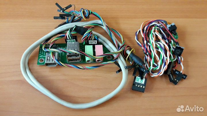 USB-порт к материнской плате