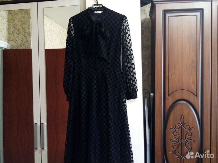 Вечернее платье