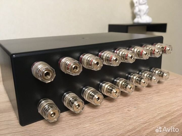 Селектор (коммутатор) акустики на 3 пары. HI-FI