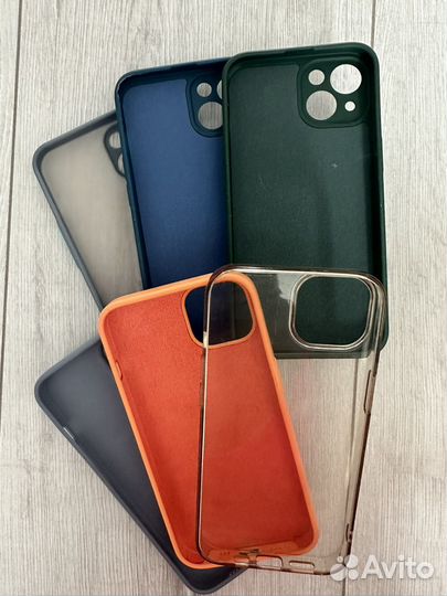 Чехлы на телефон iPhone 13