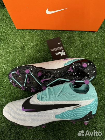 Футбольные бутсы Nike phantom gx