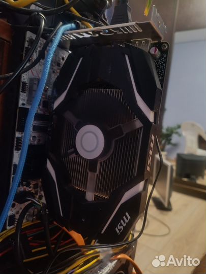 Видеокарта GTX 1050 2gb