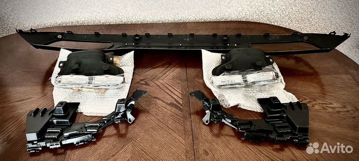 Диффузор с насадками 63 AMG Mercedes w205