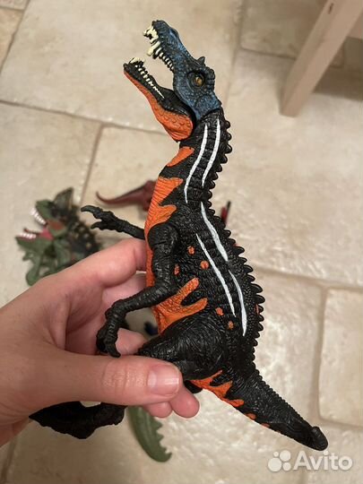 Игрушки динозавры