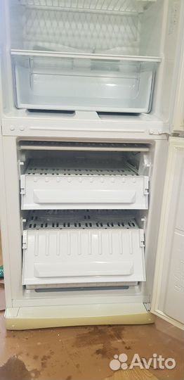 Холодильник б/у