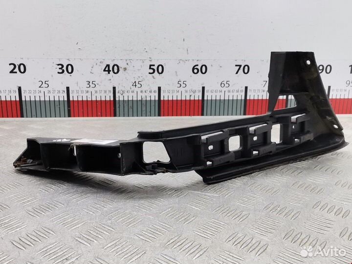 Кронштейн для Volkswagen Touran 1