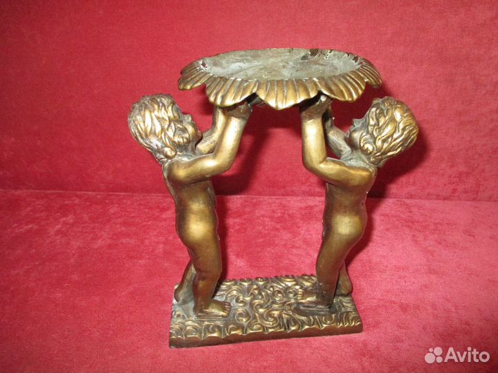Подсвечник Старинный фигуры,бронза 19 см Европа