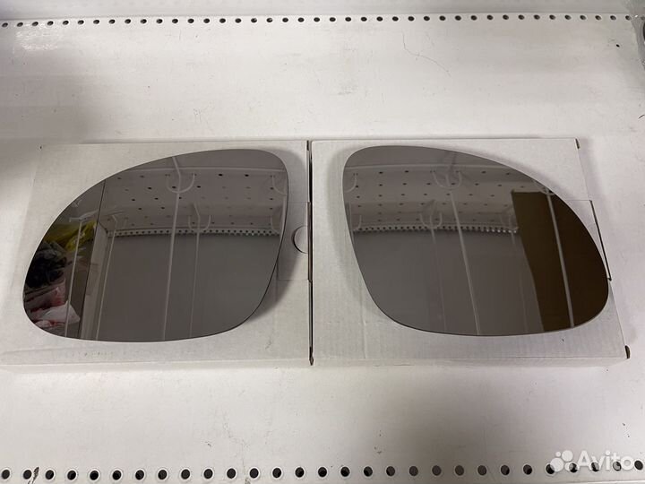 Зеркальный элемент VW Tiguan Skoda Yeti