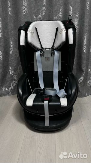 Автомобильное кресло maxi cosi tobi
