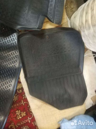 Коврики на Кио Саренто 2017 год