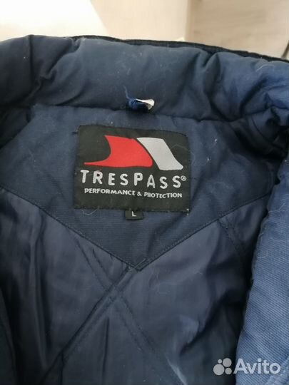 Спортивный лыжный комбинезон