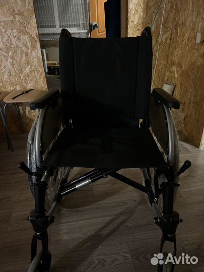 Коляска инвалидная