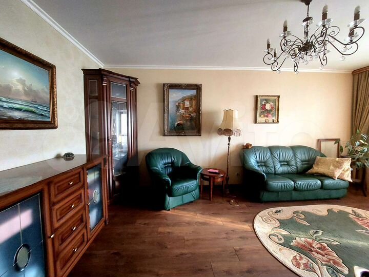 2-к. квартира, 65 м², 4/4 эт.