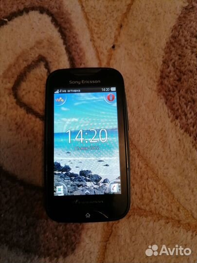 Sony Ericsson W200i