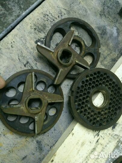 Заточка ножей и решёток мясорубок