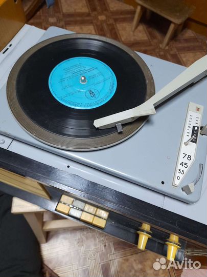 Радиола серенада