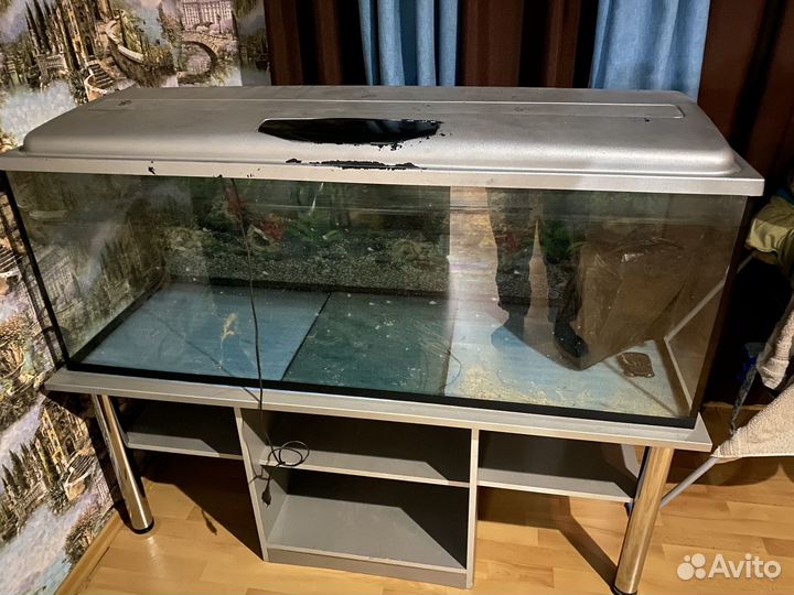 Аквариум с тумбой