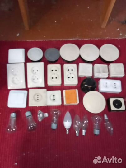 Розетки и выключатели