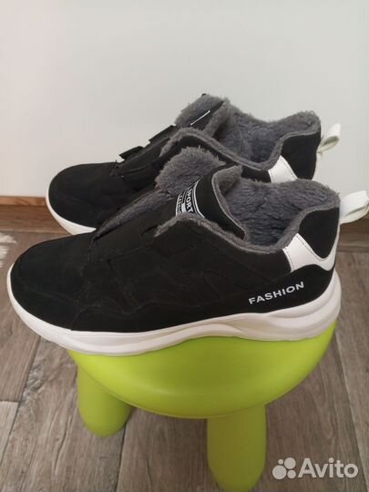 Кроссовки зимние 42 размер