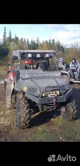 Polaris RZR 800 expedition