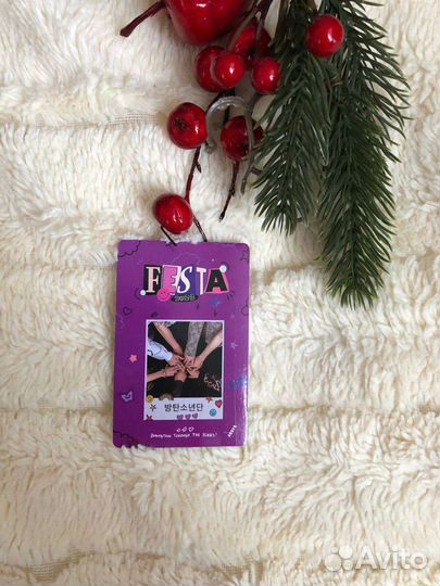 Чонгуки карточка BTS