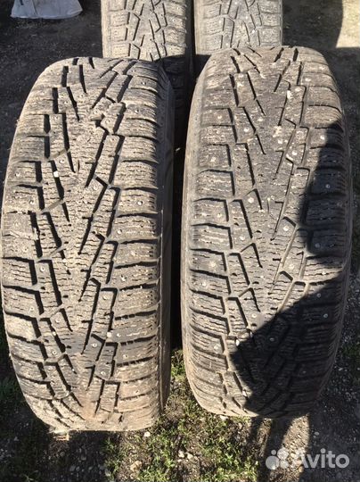 Комплект зимних колёс 235/65/17
