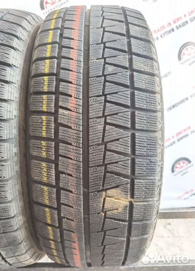 Bridgestone Blizzak Revo GZ 215/50 R17 98T