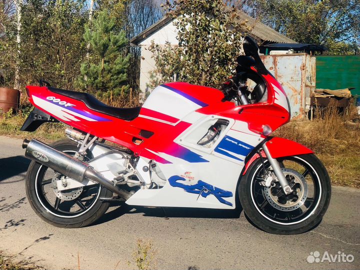 Honda cbr 600 f2