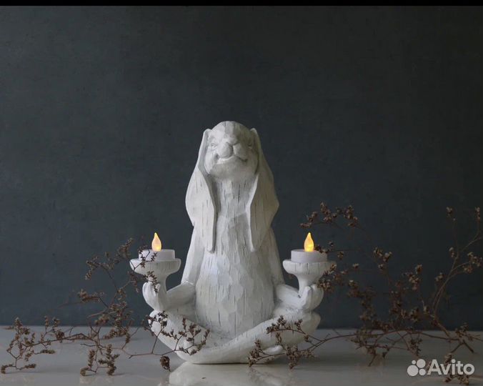 Статуэтка-подсвечник