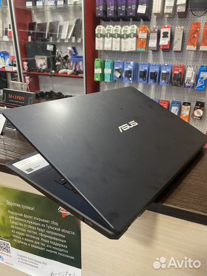 Свежий ноутбук Asus E410M