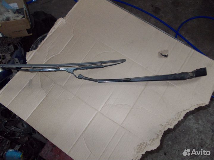 Щеткодержатель Mercedes-Benz Vito W638 1996-2003